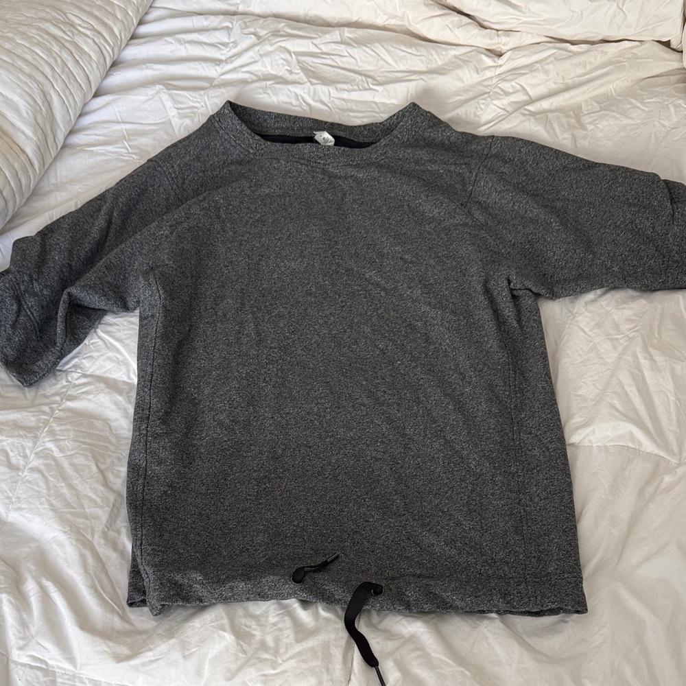 Lululemon Athletica Heathered Gray Sweatshirt Tshirt